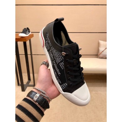 Gucci Shoes UQ2106