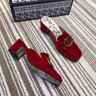 Gucci Slippers UQ1036