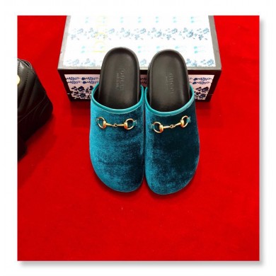 Gucci Slippers UQ2460