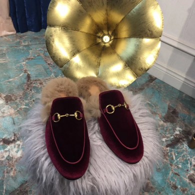 Luxury Gucci Slippers UQ0038