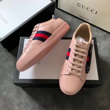 Fake Gucci Sneaker UQ1942