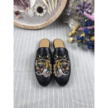 Gucci Princetown Leather Slippers UQ1581