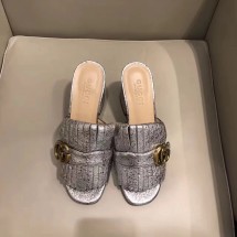 Gucci sandals UQ1230