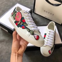Imitation Gucci Sneaker UQ2405