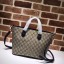 Gucci GG Supreme bees tote UQ0585