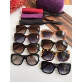 Gucci Glasses UQ0068