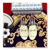 Gucci Slippers UQ1545